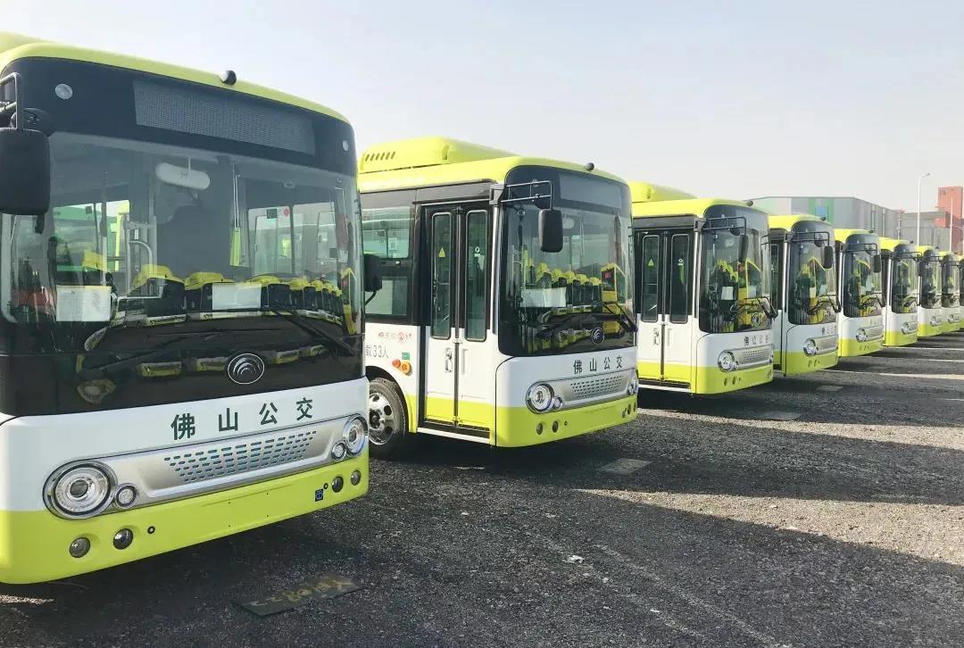 100輛宇通純電動(dòng)公交車交付佛山(圖1)